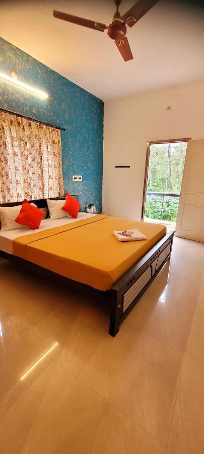 Royal Black Pepper Cottage Yercaud Pokój zdjęcie
